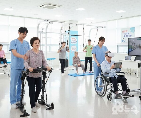 요양원 현장이 다양한 건강 프로그램과 도구를 도입하며 많은 관심을 받고 있다. [사진=요양뉴스]