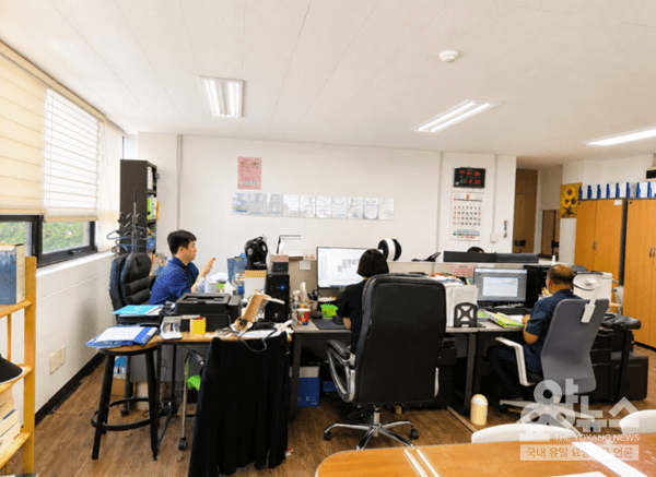 어르신 돌봄을 위한 상담과 행정 업무가 이뤄지는 센터 사무실 전경.(사진=요양뉴스)